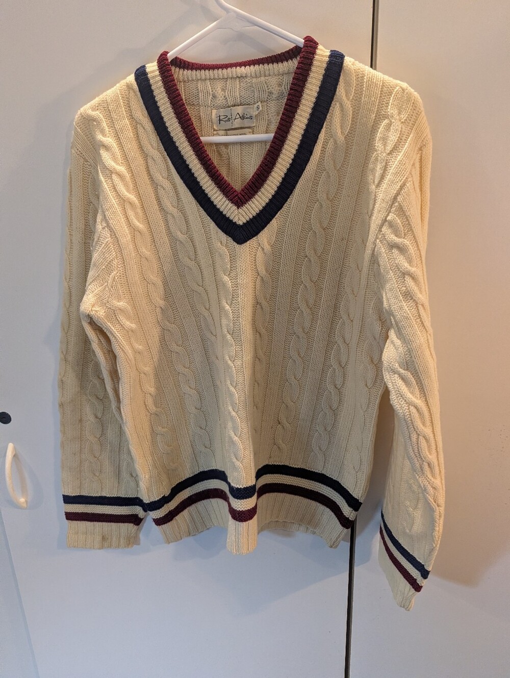 Ross Atkins Vintage Cream Cable Worsted Wool Knit Sweater Burgundy Trim Mens M